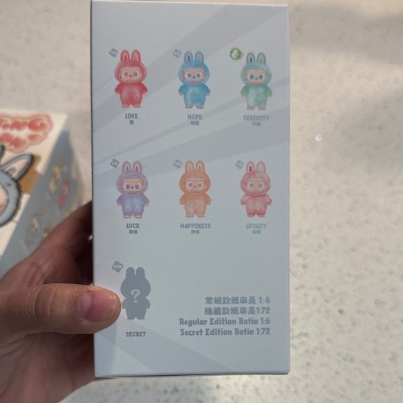 Authentic POP MART bundle - Picture 4 of 9